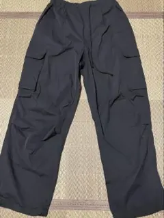 GU 黒 カーゴパンツ