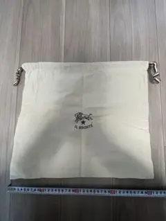 【超美品】IL BISONTE ドローストリングバッグ クリーム　ショップ袋のサムネイル