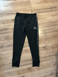 Kappa 黒 スウェットパンツ Mサイズのサムネイル