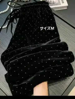 ビジュー付き黒ベロアジョガーパンツドットsheinしまむらグレイル韓国Dazy