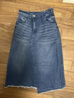 ライトブルー デニム タイトスカート フリンジヘム