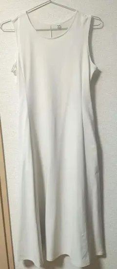 UNIQLO AIRism ウルトラストレッチエアリズムワンピース Mのサムネイル