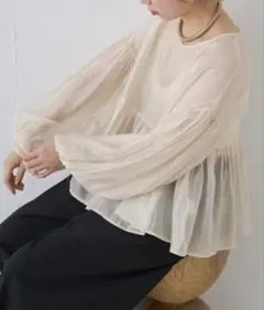 Omekashi オメカシ シアーボリュームギャザーブラウス ベージュ