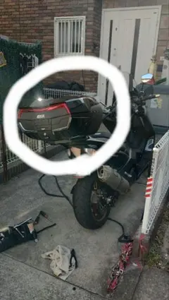 GIVI MAXIA-5 V58NN LED付き（E249）のサムネイル