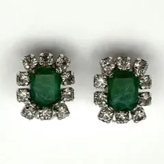 【極希少】クリスチャンディオール イヤリング エメラルドモチーフ