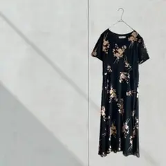 3445【Feiduoyan】花柄ワンピース　半袖　ロング　Vネック　春夏　黒