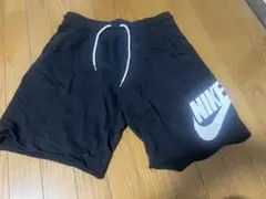 Nike ハーフパンツ　XL 中古です