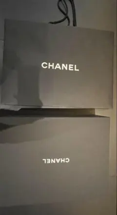 CHANEL ギフトボックス 他CHANELの洋服購入のお客様は無料