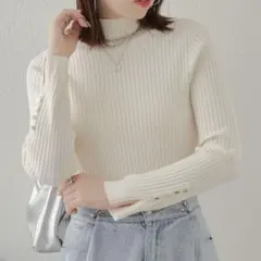 【2024SS】ハイネック袖スリットボタンリブニット