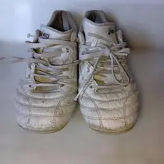 asics サッカーシューズ ホワイト