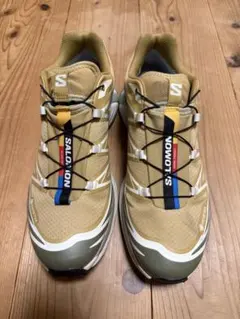【中古美品】SALOMON XT-6 GORE-TEX ベージュスニーカーのサムネイル