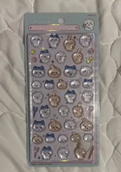 ちいかわ　ハチワレ　うさぎ　ボンボンドロップシール