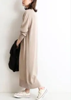 ☆お値引きしました☆ SLOBE IENA ベージュ ロングニットワンピース