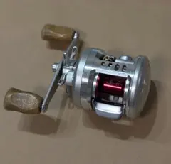 ダイワ ミリオネアSLC HL103L 凛牙 Amazon.co.jp: 美品↑ ダイワ ミリオネア 凛牙 HL 103 定￥60500