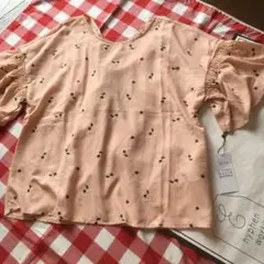 新品イーハイフンFフラワー刺繍ブラウス