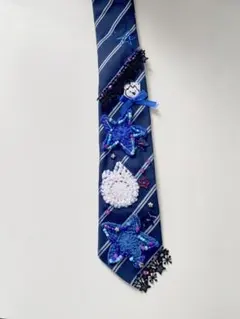 ねこもどきデコネクタイ