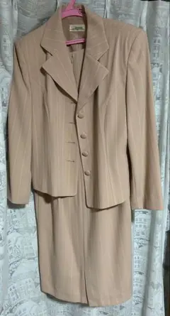 Item thumbnail for item b4621d16-dc6e-4929-b4c3-43e54b04bbe3