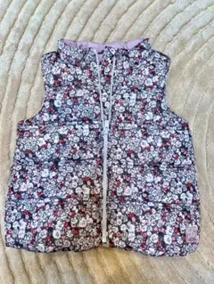 GAP 花柄 ダウンベスト 裏地ラベンダー 4years