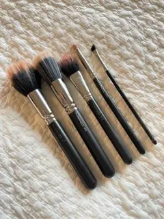 Item thumbnail for item 9c546644-0533-4665-92b2-db3f5b05977f