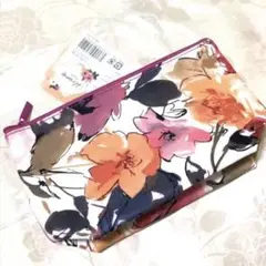 新品　花柄　ポーチ