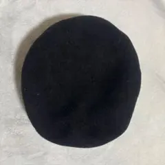 黒いウールベレー帽