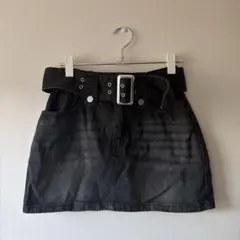 ブラック ベルト付きミニスカート