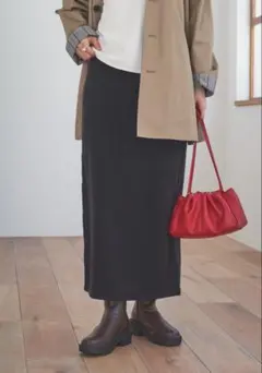UR TECH 200日ニット　ストレートスカート
