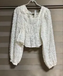 アイボリー フリルデザイン 長袖ブラウス M