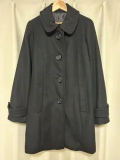 黒いロングコート ボタン式 リボンデザイン