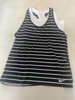 Nike ヨガウェア タンクトップ カップ付き ボーダー 黒白　ナイキのサムネイル