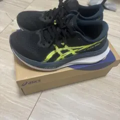 マジックスピード001ランニングシューズ ブラック/イエロ