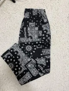 ペイズリー柄パンツ