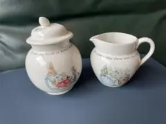 ウェッジウッド ピーターラビット クリーマー＆蓋付シュガーポット 英国製