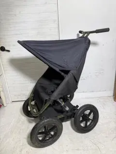 Item thumbnail for item a5e39e5b-5dac-4a20-8cf9-8a522c09c75f