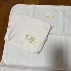 ファミリア　おむつ替えマット ポーチ付きのサムネイル