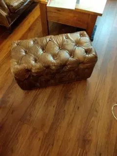 オットマン本革