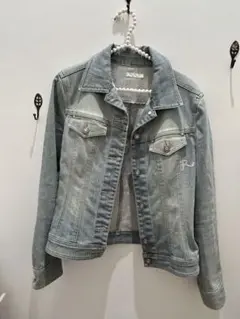 Item thumbnail for item e4fb2d5c-b55d-4feb-a006-4adde7b9f56e