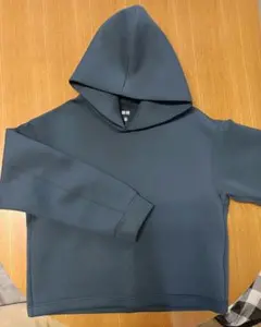 ユニクロ パーカー