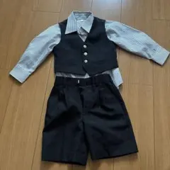 フォーマルスーツ 黒と白のストライプ　95