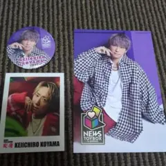 2025年最新】小山慶一郎 缶バッジの人気アイテム - メルカリ