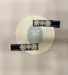 花刺繍付き黒リボンヘアクリップ2個セット