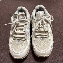 New Balance 725 ホワイト スニーカー