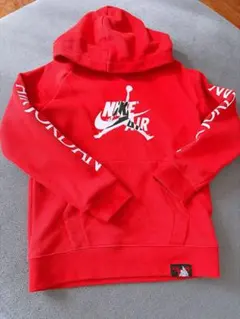 NIKE　Jordan 赤色 パーカー 4T