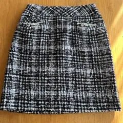 チェック柄タイトスカート　ビーズ付き