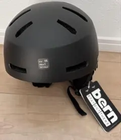 平日限定特価【新品未使用】Bern ヘルメットのサムネイル