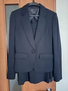 スーツカンパニー　スカートスーツ