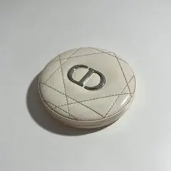 Dior Forever Glow 01 Nude Glow ハイライトパウダー