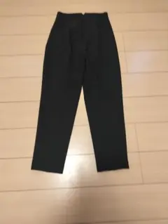 ZARAザラ、 ブラック プリーツパンツ S