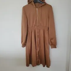 【新品未使用品】フード付きブラウンパーカー Mサイズ