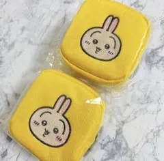 ちいかわ カラビナつき刺繍スクエアミニポーチ うさぎ 黄色 2個セット